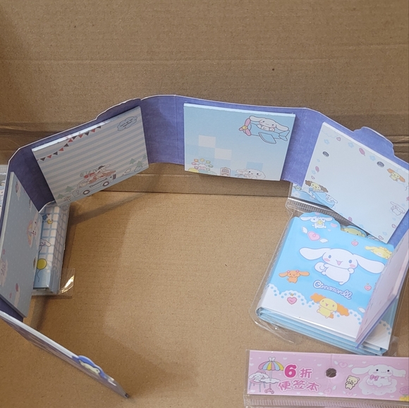 Cinnamoroll Sanrio 6 in 1 notepad 4 Pack - Picture 8 of 11